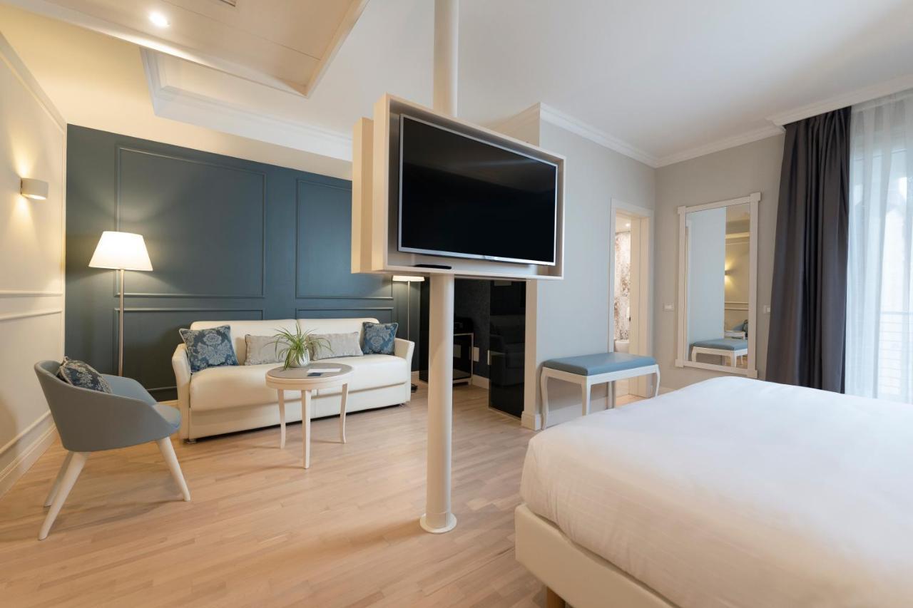 Hotel La Caporala Кастель-д'Аццано Экстерьер фото