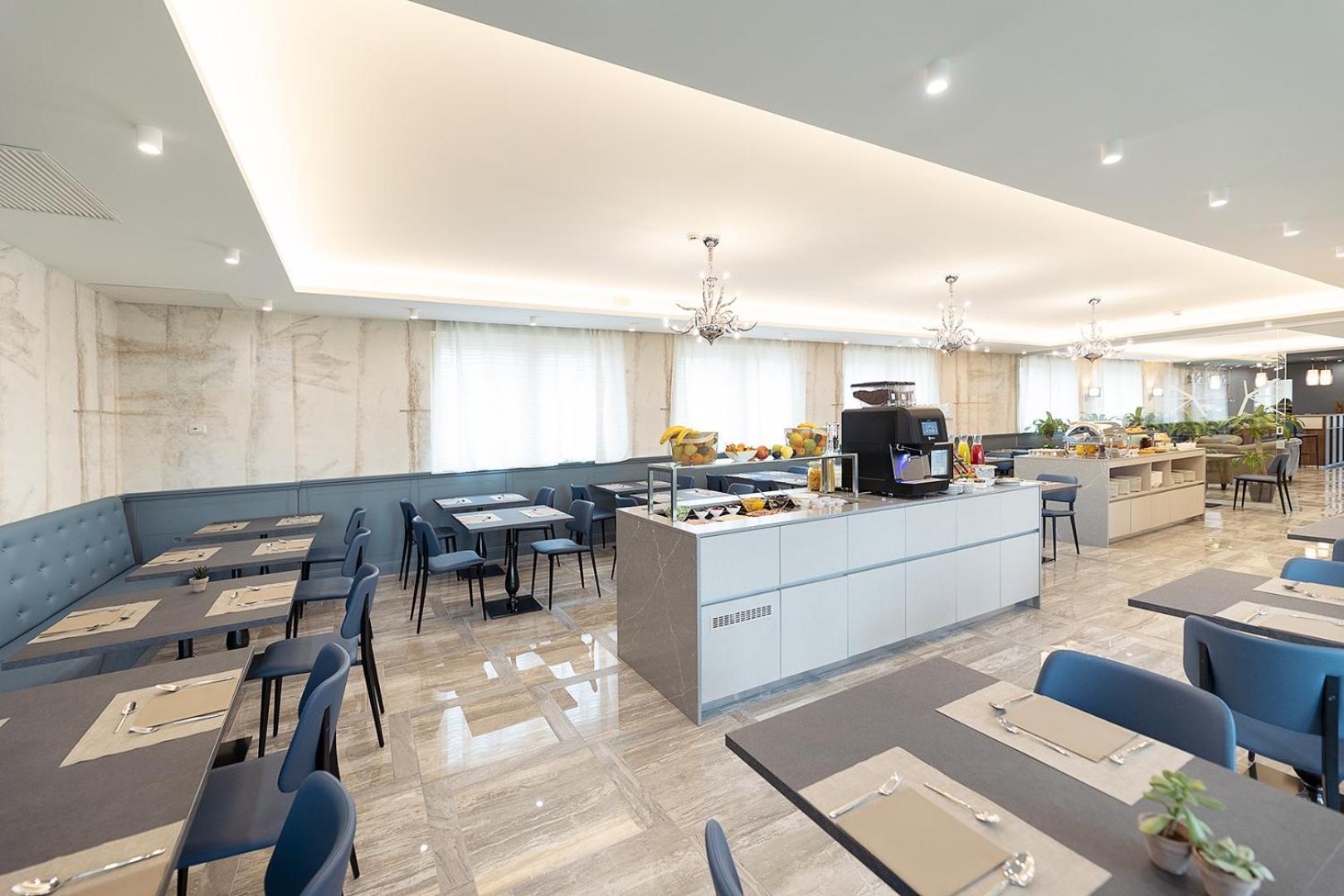 Hotel La Caporala Кастель-д'Аццано Экстерьер фото